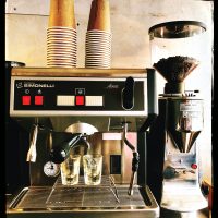 本格エスプレッソマシンで抽出するコーヒーをケータリング