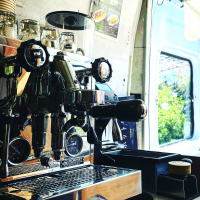 イタリア製エスプレッソマシンで抽出するコーヒーを京都を中心にケータリング＆移動カフェ（移動販売）